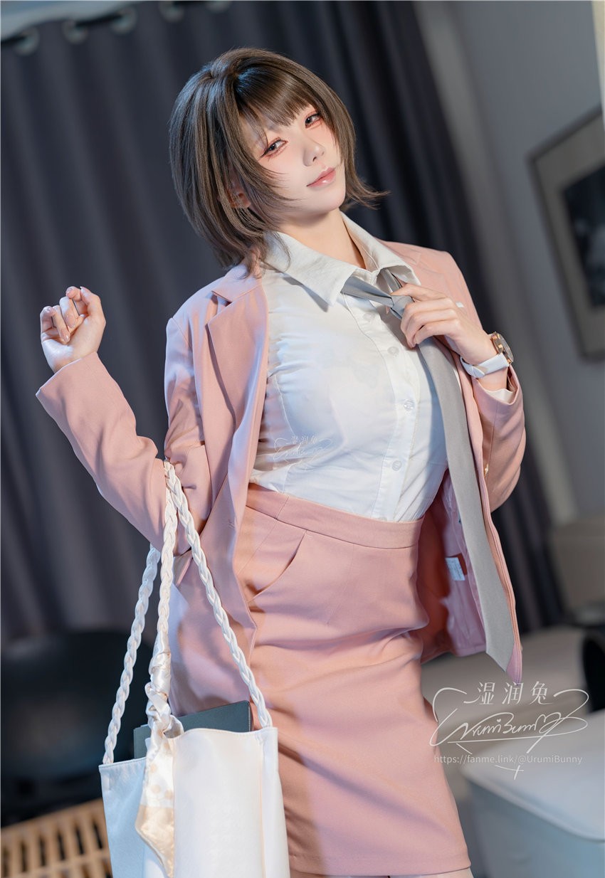 咬一口兔娘 职场新人无惨 下篇 [118P1V-1.02GB] 第3张
