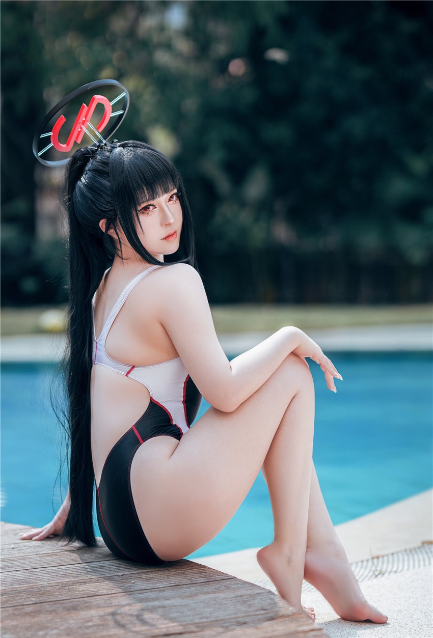 半半子 调月莉音 竞泳 [35P3V-319M] 第1张